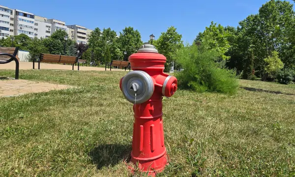 Hidranti supraterani model istoric cu inchidere dubla si protectie la rupere JAFAR 8007